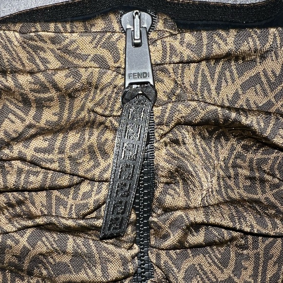 Logo twisted tube top. Size 46. - Picture 4 of 9